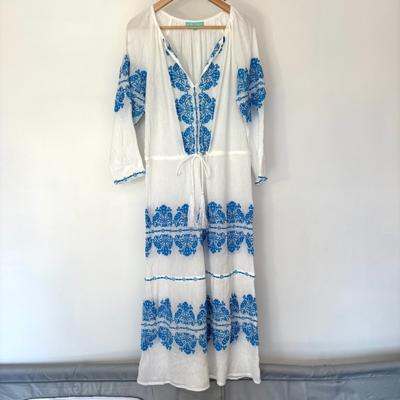 Melissa Odabash Ellie Embroidered Long Sleeves Belted Midi Dress - Picture 4 of 12